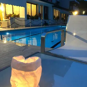 https://hotel-picobello.hotelinveneto.com
